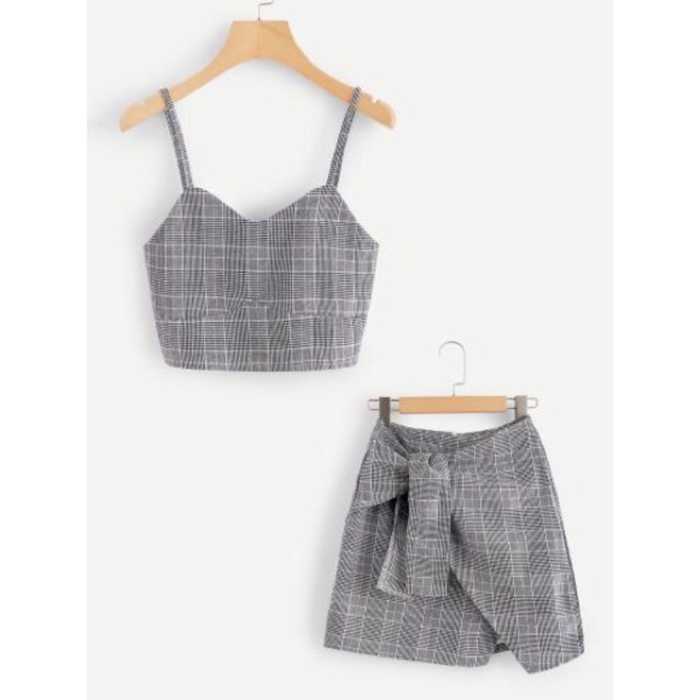 💕 BRAND NEW 2 PC PLAID SET 💕